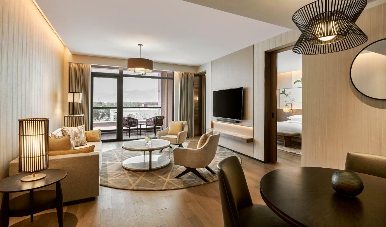 Отель Hyatt Regency Beijing Shiyuan Yanqing Экстерьер фото